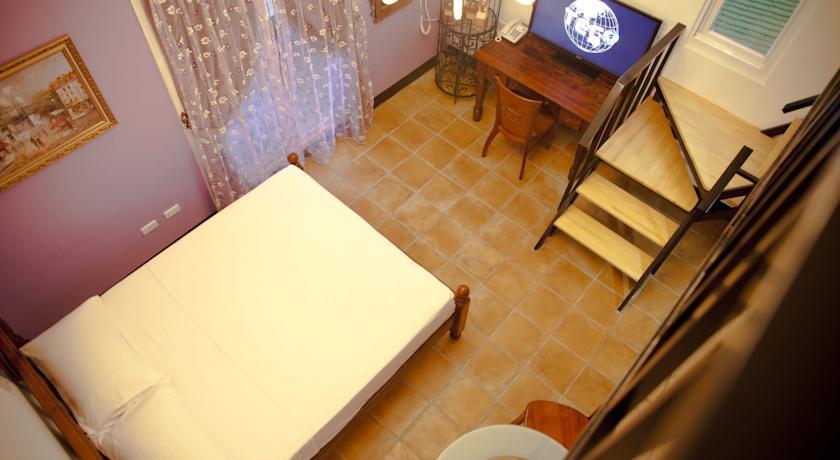 Bed and Breakfast Alongs Garden Хенгчун Экстерьер фото